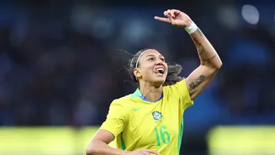 Sele&ccedil;&atilde;o brasileira feminina encerra Data Fifa com muito a colher de frutos