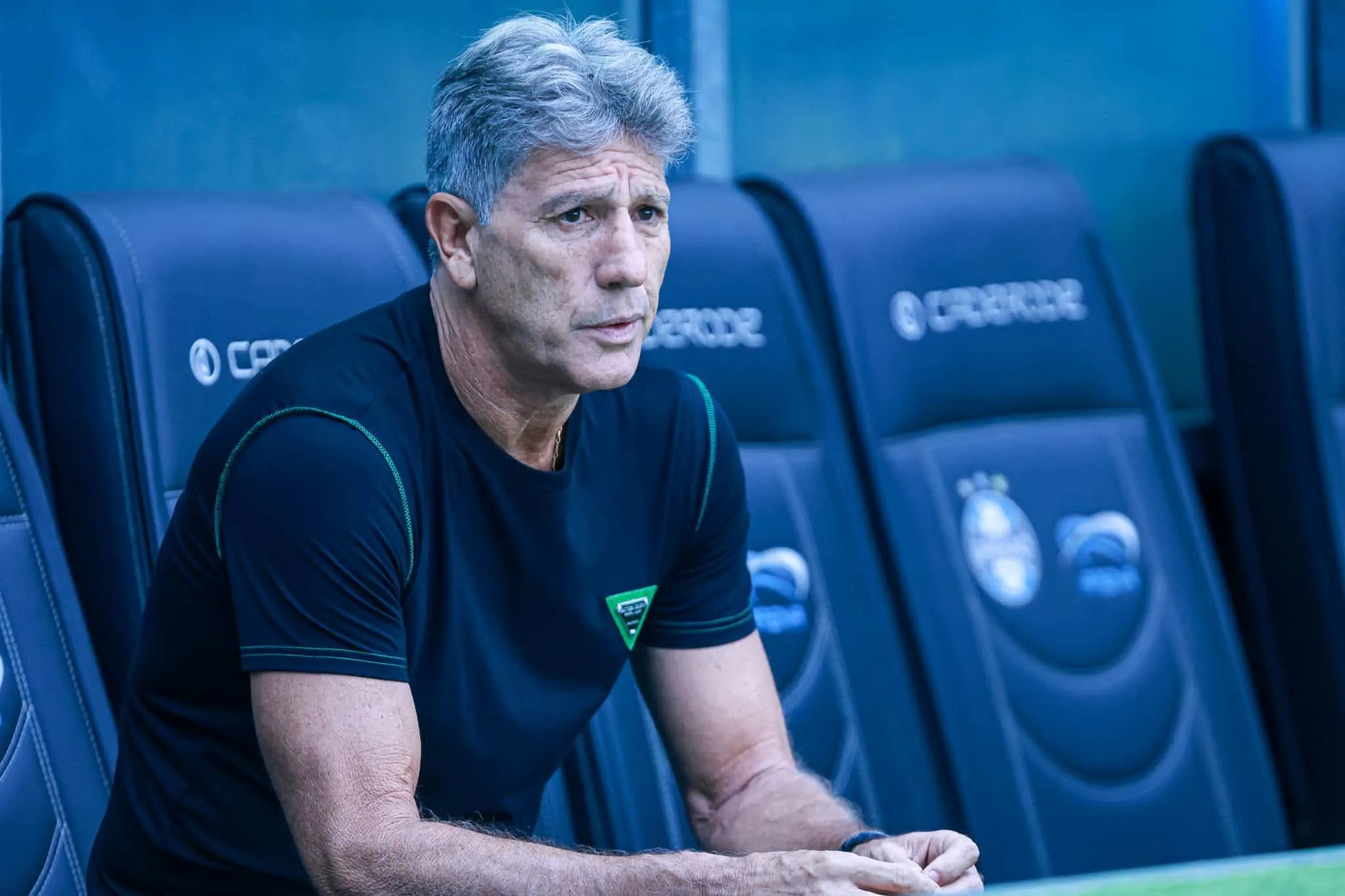 Renato sabe que o Gr&ecirc;mio sofrer&aacute; se n&atilde;o trouxer mais refor&ccedil;os, principalmente para o ataque