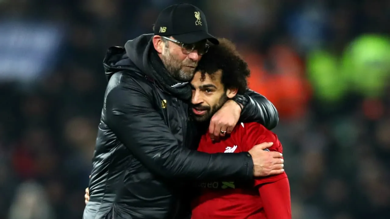 Klopp fala sobre temporada quase perfeita, seu legado, sangue novo e a &ldquo;contrata&ccedil;&atilde;o&rdquo; de Salah