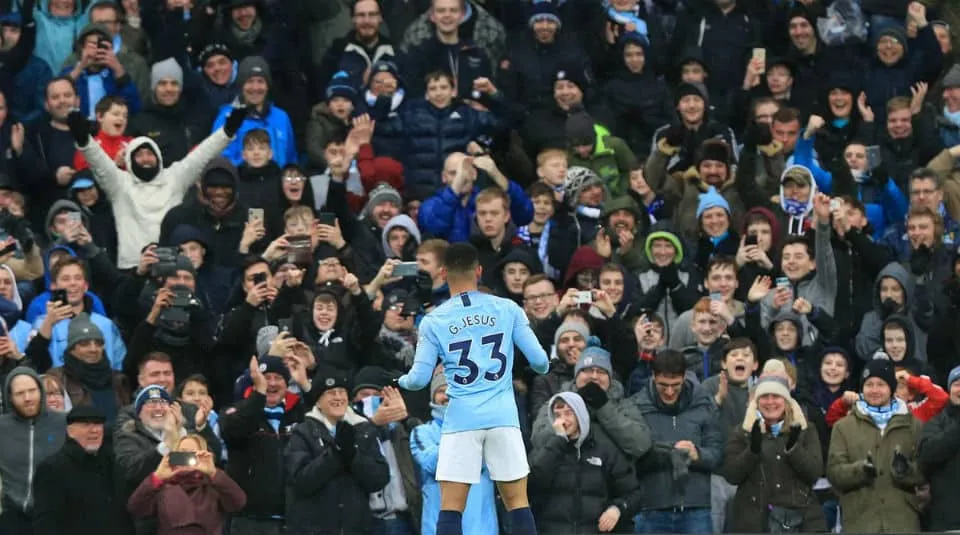 Depois de meses, Jesus voltou a fazer uma atua&ccedil;&atilde;o decisiva na Premier League e resolveu contra o Everton