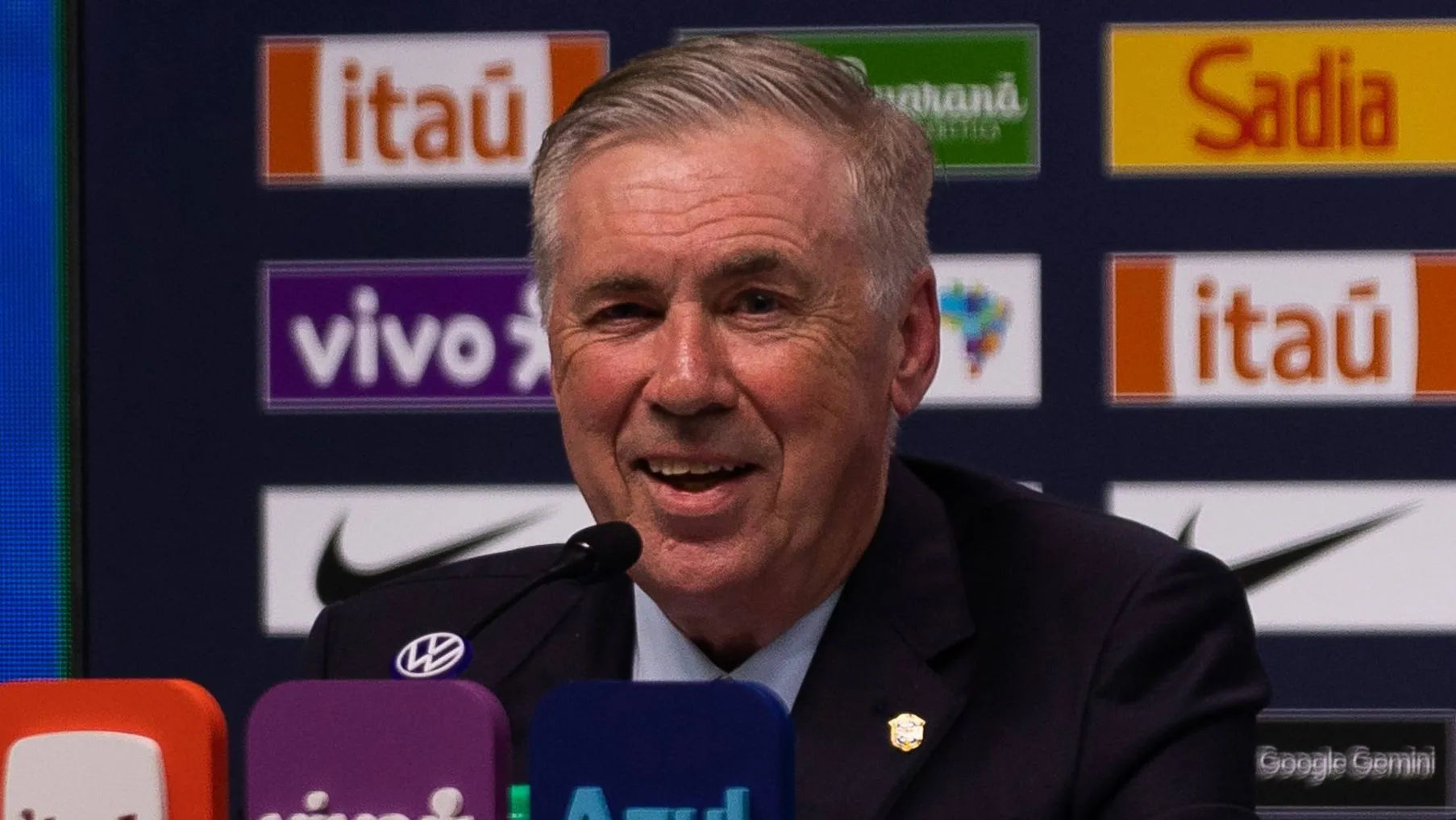 A coletiva de Ancelotti mostrou um t&eacute;cnico seguro do processo &mdash; mas consciente das d&uacute;vidas