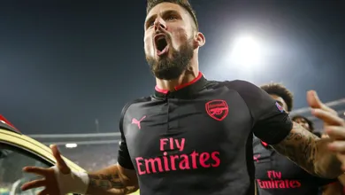 Um gola&ccedil;o daqueles que Giroud tira da cartola deu a vit&oacute;ria ao Arsenal na Liga Europa