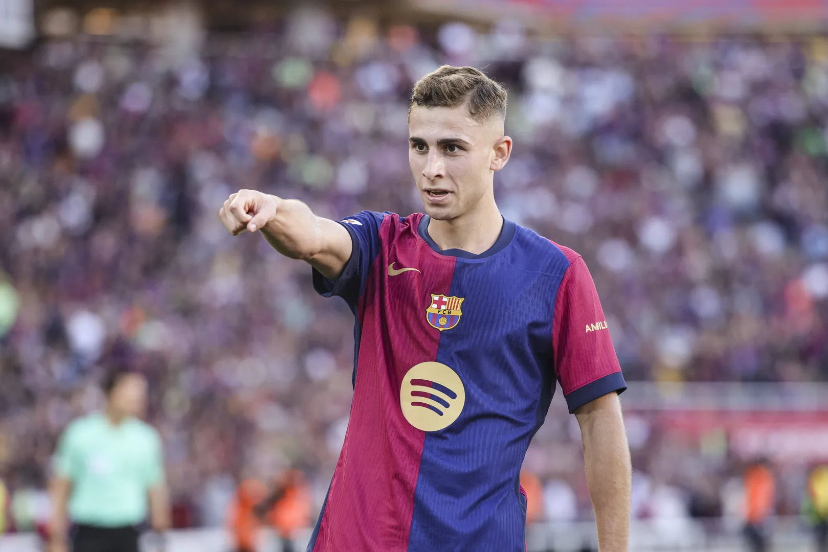 Ferm&iacute;n L&oacute;pez em a&ccedil;&atilde;o pelo Barcelona (Foto: Imago)