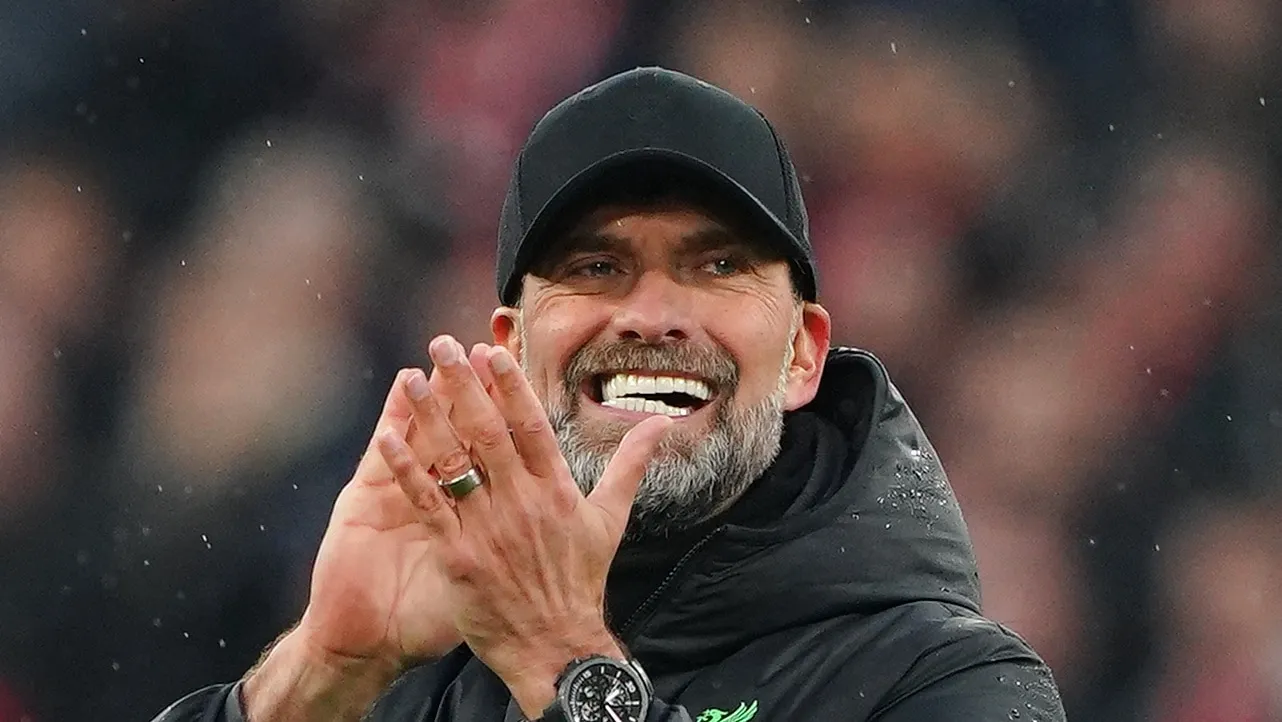 A goleada do Liverpool sobre o Sparta Praga comprova: o time de Klopp &eacute; muita areia para o caminh&atilde;o da Liga Europa