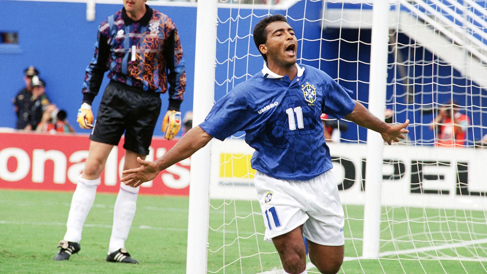 Entrevista de Rom&aacute;rio ao Players&rsquo; Tribune refor&ccedil;a a lenda em torno do baixinho