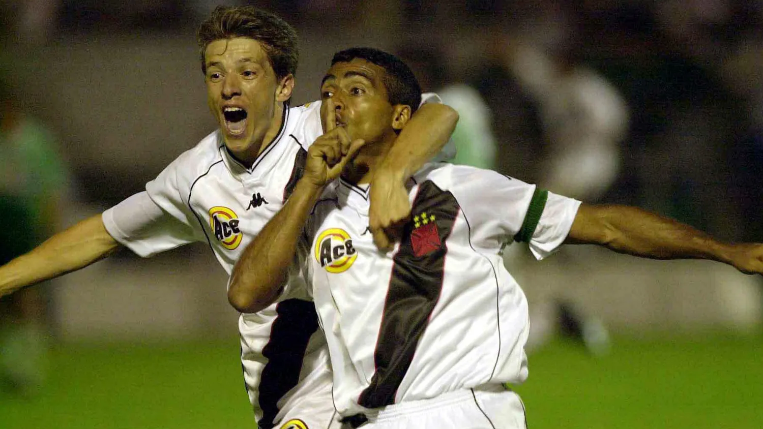 O dia  em que o vasca&iacute;no lembrou-se de sempre acreditar, e o palmeirense, de como chorar