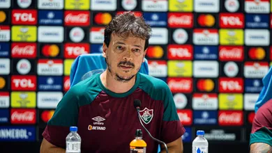 Diniz culpa arbitragem por empate do Fluminense na Libertadores: &lsquo;Interferiu no resultado&rsquo;