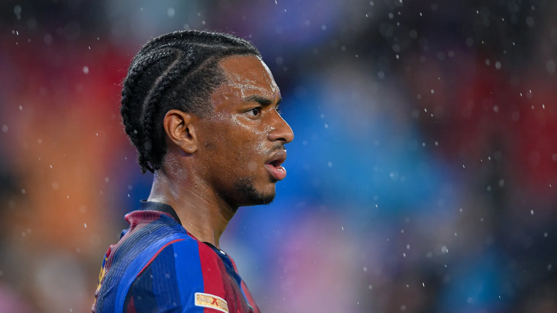 Alejandro Balde, lateral-esquerdo do FC Barcelona, durante a partida da LaLiga entre Barcelona e Racing Santander, no Spotify Camp Nou, em Barcelona, na Espanha, em 16 de setembro de 2026.