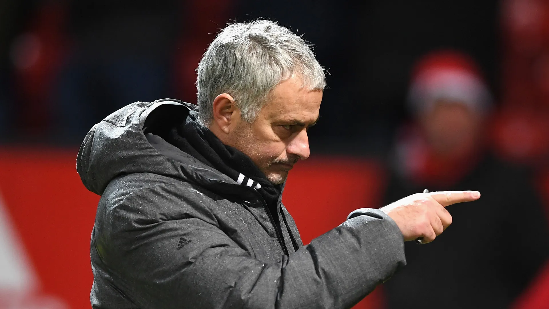 Mourinho, ir&ocirc;nico: &ldquo;Se a disputa pelo t&iacute;tulo acabou, ent&atilde;o vou sair de f&eacute;rias. Vou para o Brasil ou Los Angeles&rdquo;