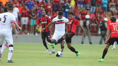 Sul-Americana: Entre a chance de brilhar no continente e o objetivo no Brasileiro