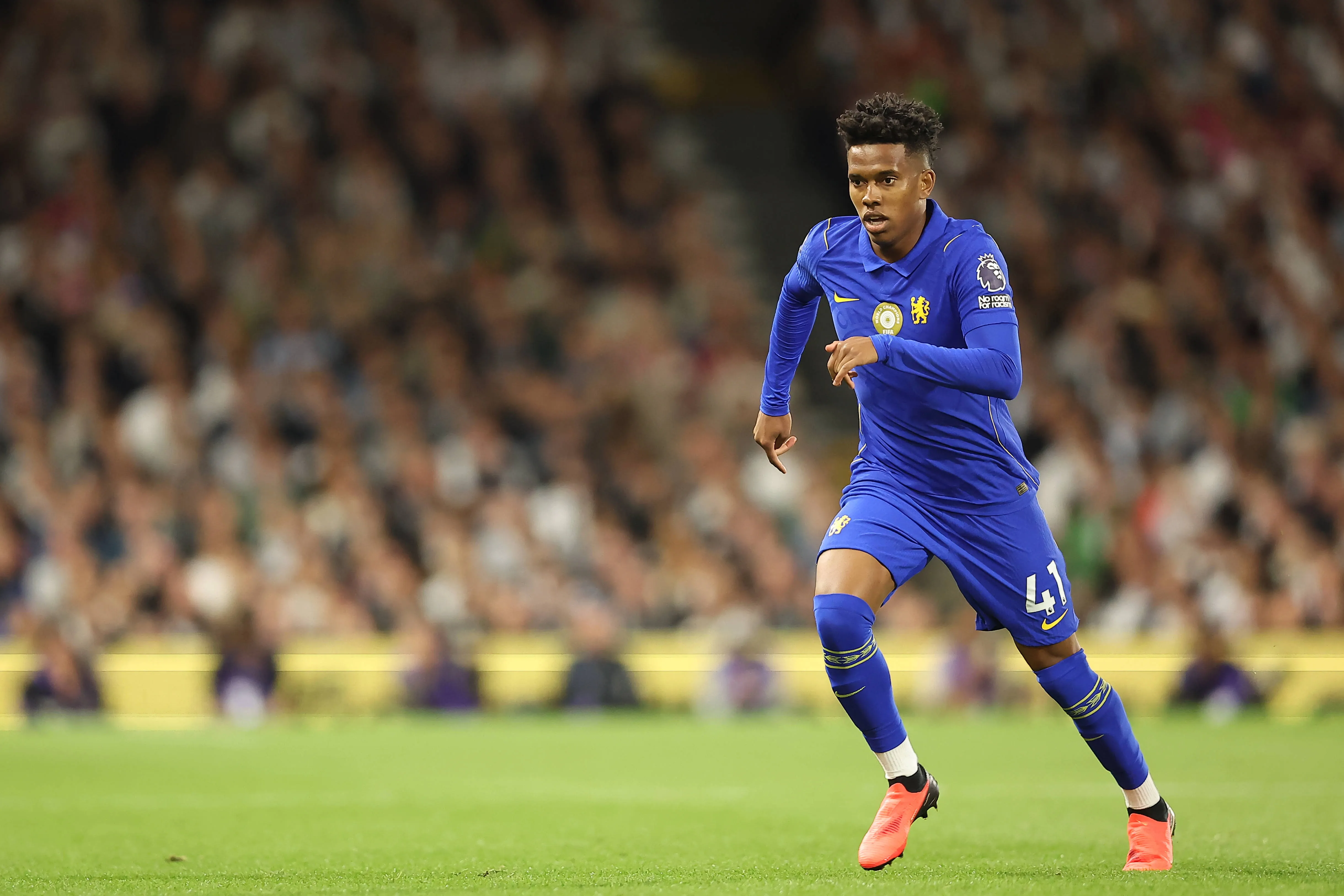 Est&ecirc;v&atilde;o durante jogo do Chelsea