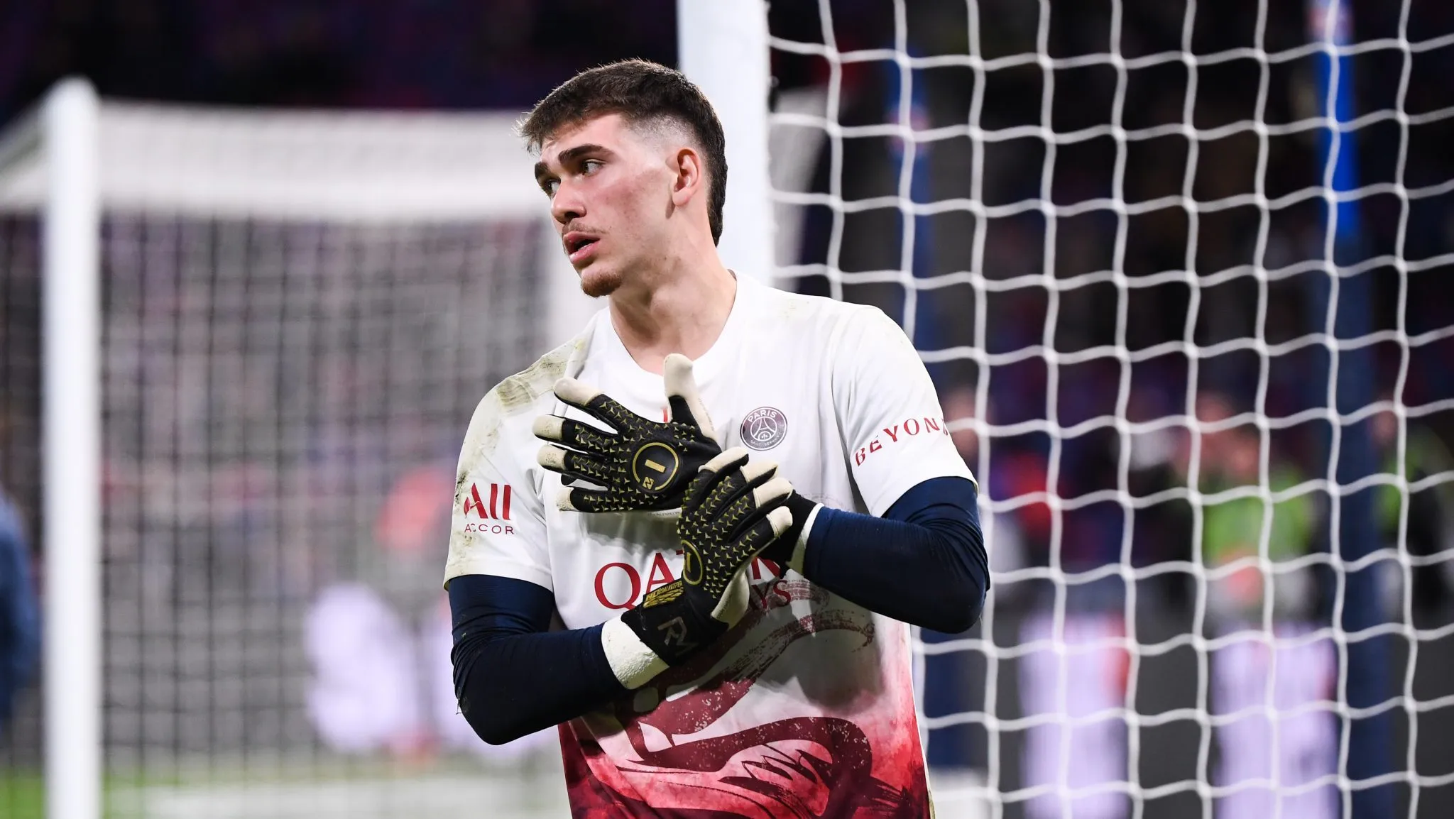 PSG: Goleiro brasileiro pode mudar de status na pr&oacute;xima temporada