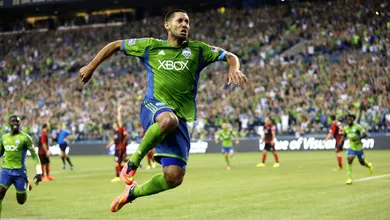 Que tal um Monday Night Football com futebol de verdade e um cl&aacute;ssico da MLS?