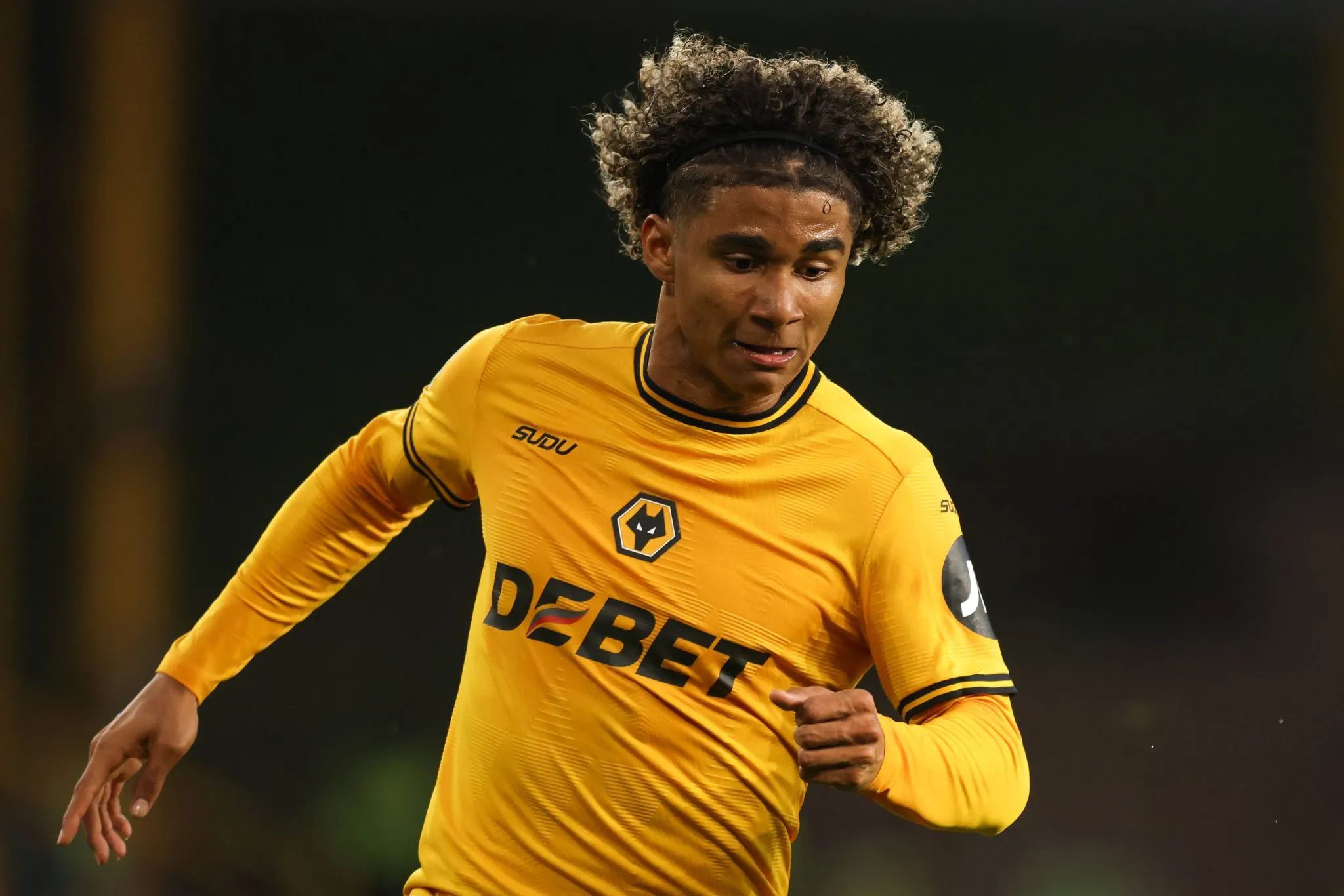 Pedro Lima em partida dos Wolves