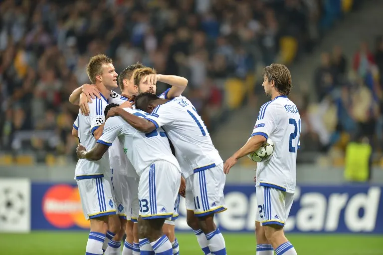 Dynamo Kiev bate fraco Dinamo Zagreb e vence a primeira