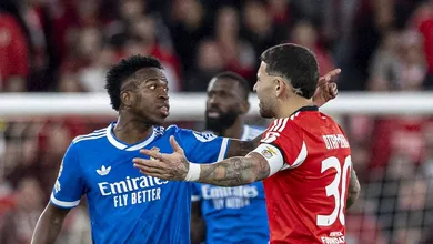 &lsquo;Covardes e fracos&rsquo;: As rea&ccedil;&otilde;es &agrave; den&uacute;ncia de racismo contra Vini Jr em Benfica x Real Madrid