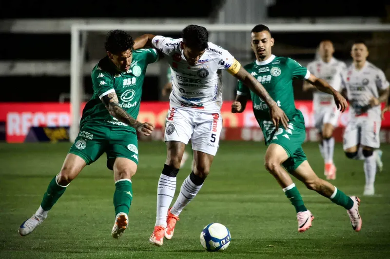 Melhorar desempenho fora de casa &eacute; a chave para o Guarani conseguir sair da zona de rebaixamento da S&eacute;rie B