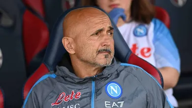 Spalletti confirma sa&iacute;da do Napoli: &ldquo;&Agrave;s vezes, mesmo com muito amor, voc&ecirc; tem que sair&rdquo;
