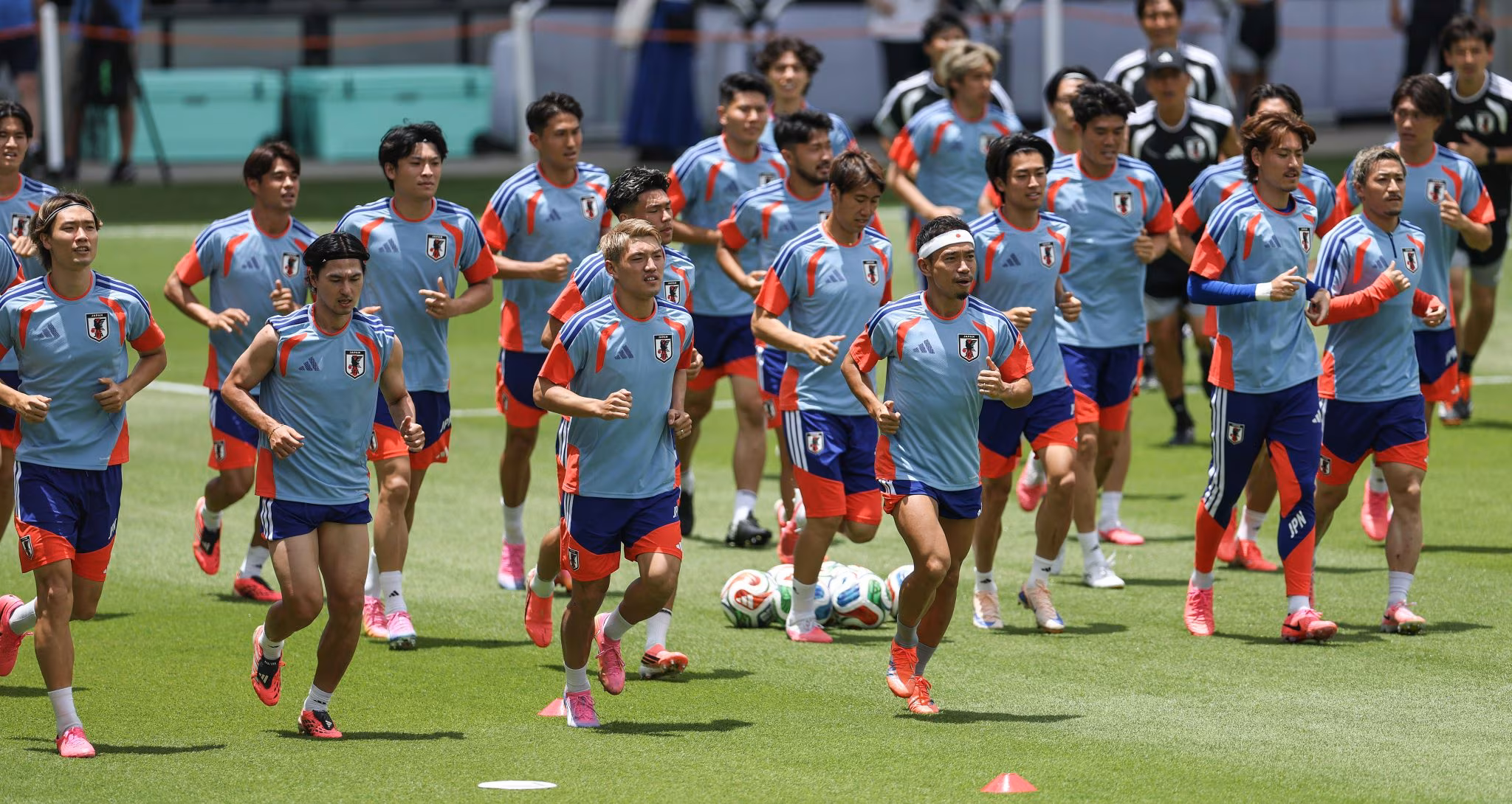 Sele&ccedil;&atilde;o japonesa em treino