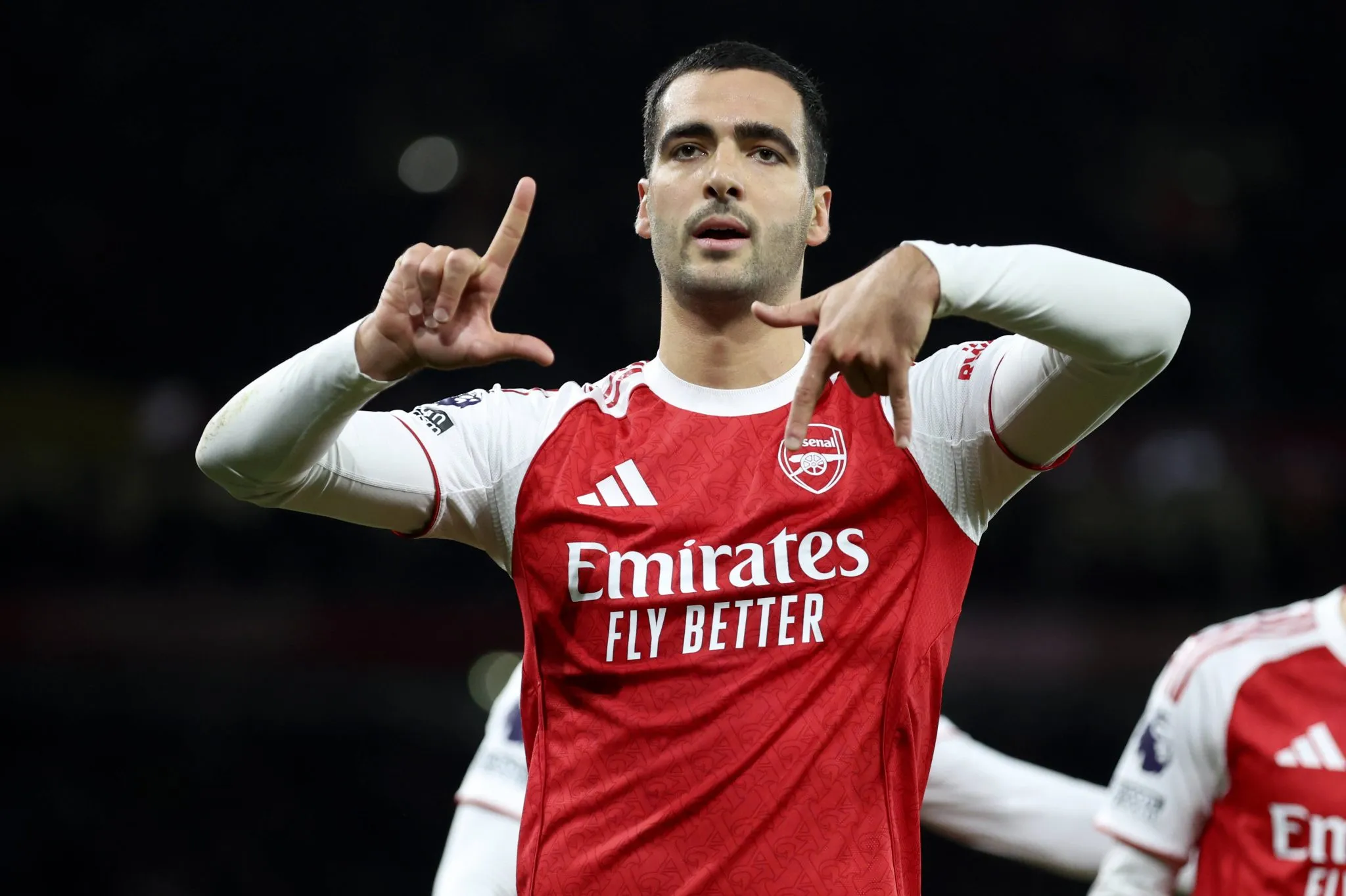 Como gol da vit&oacute;ria do Arsenal sobre Brentford ilustra grande diferencial da temporada