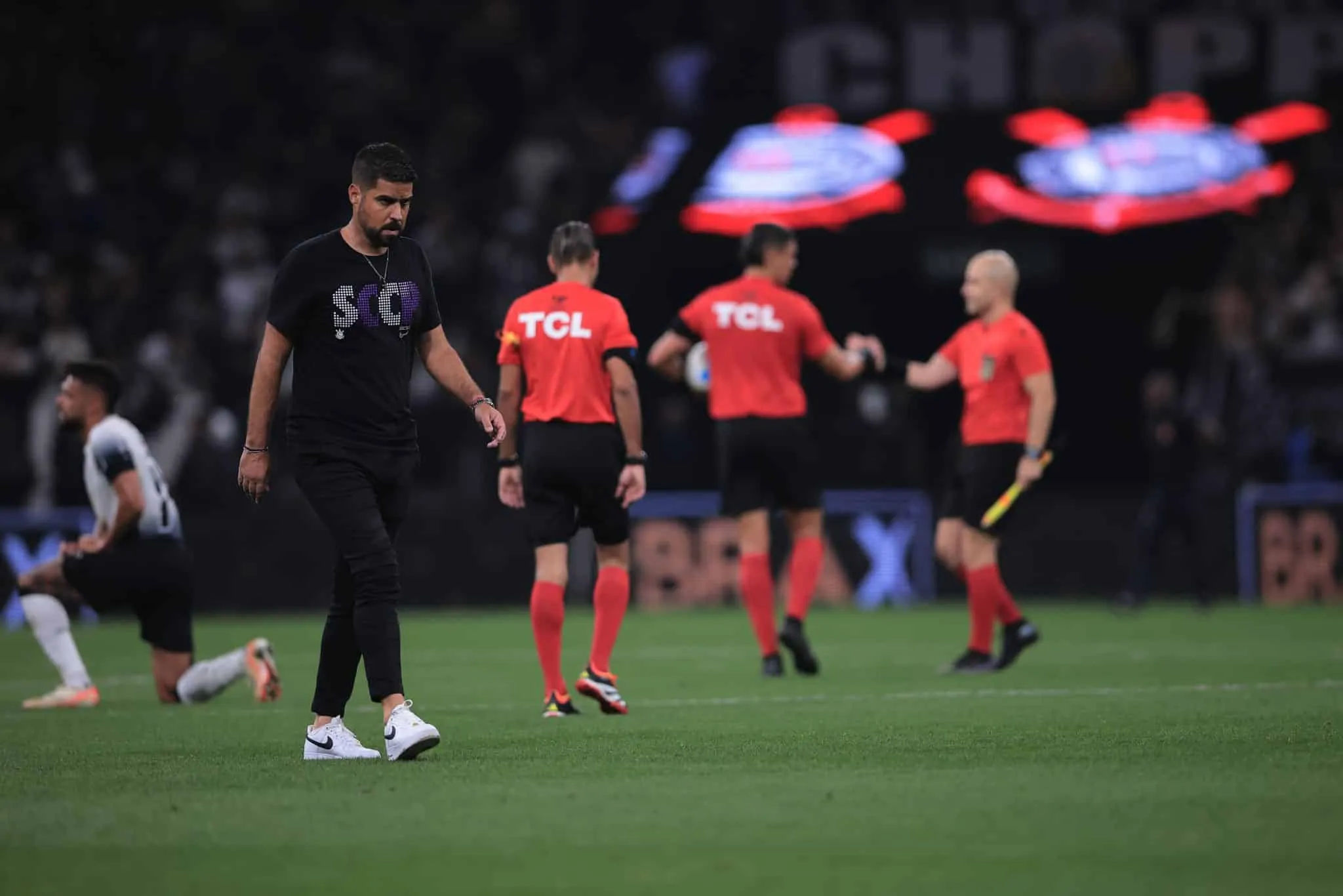 Exclusivo: Ant&oacute;nio Oliveira cogitou pedir demiss&atilde;o do Corinthians, mas optou por desabafo que irritou diretoria