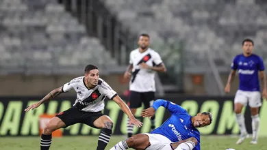 Jogo movimentado entre Cruzeiro e Vasco termina em empate que n&atilde;o ajuda ningu&eacute;m