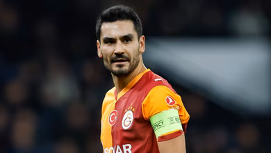 &lsquo;Ele tem o meu n&uacute;mero&rsquo;: G&uuml;ndogan convida craque do Manchester City para jogar na Turquia