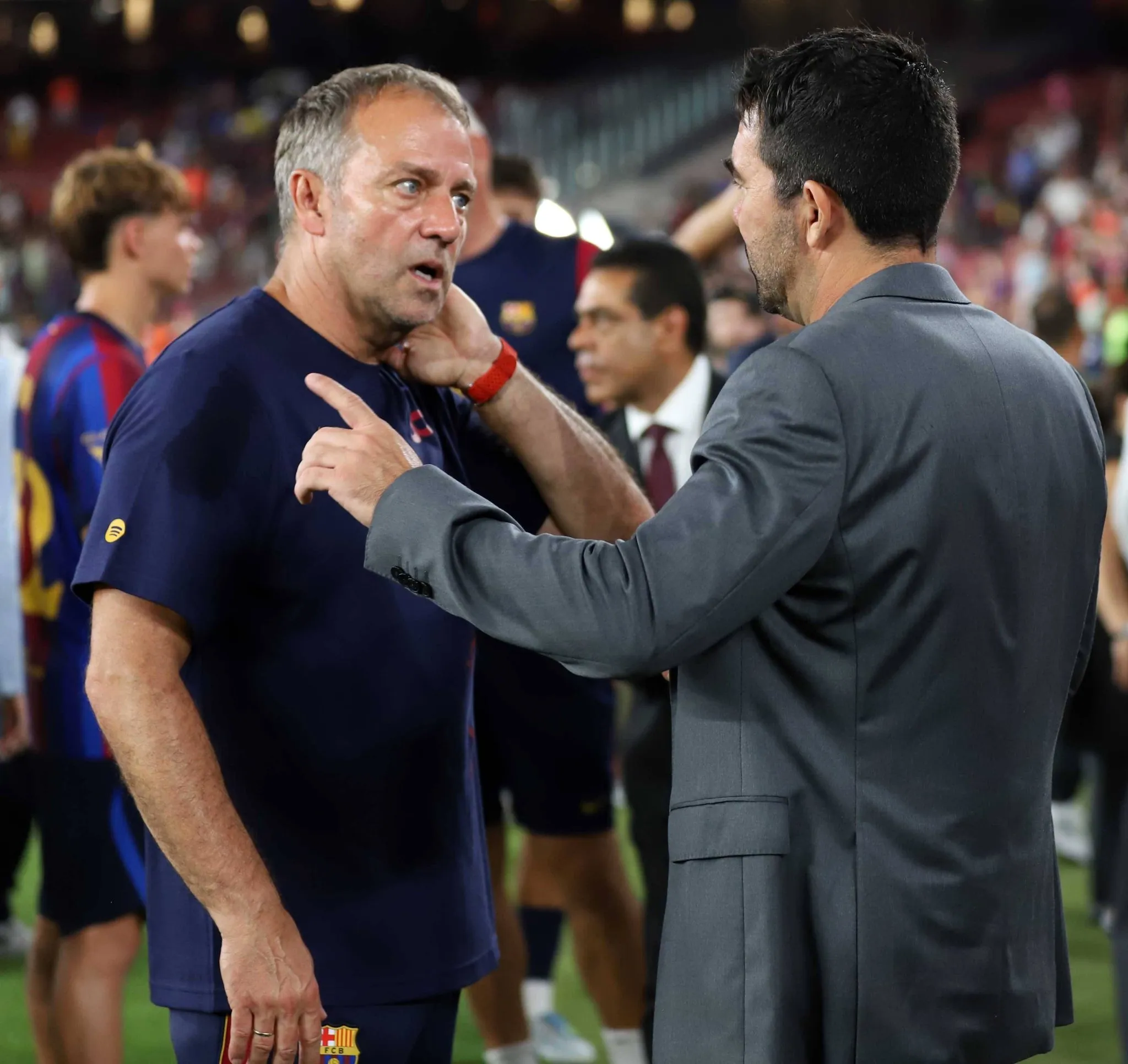 Hansi Flick e Deco durante durante Trof&eacute;u Joan Gamper (Foto: IMAGO / ZUMA Press Wire)