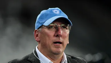 John Textor &eacute; mais uma vez punido no STJD e tem novo prazo para apresentar provas