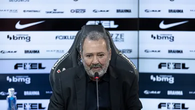 Os bastidores da reuni&atilde;o do Conselho no Corinthians, que deve pressionar bra&ccedil;o-direito de Augusto Melo