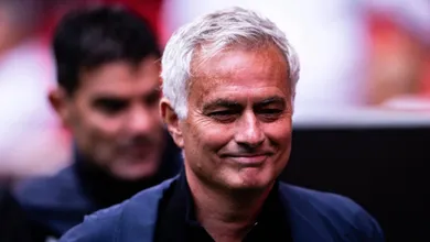 &lsquo;Prioridade m&aacute;xima&rsquo;: Mourinho exige que Real Madrid d&ecirc; chap&eacute;u em rivais para fechar com refor&ccedil;o