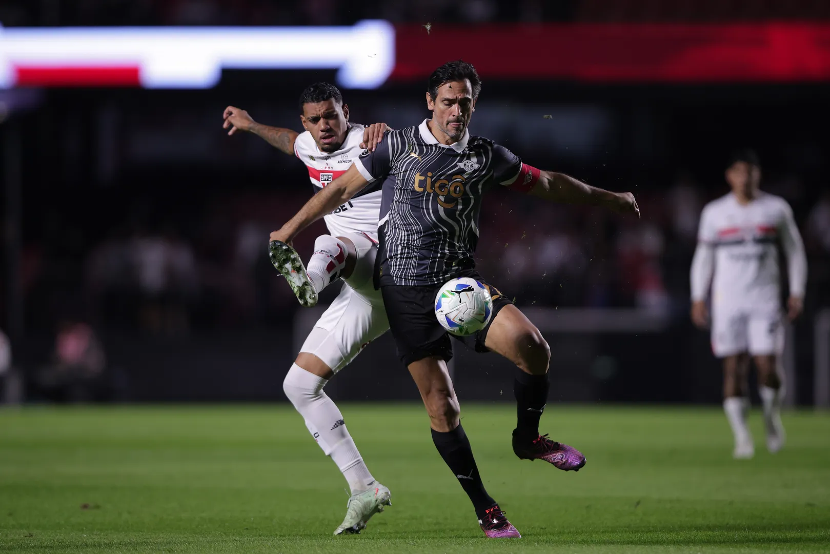 Zagueiro Ruan deixou o S&atilde;o Paulo e retornou ao Sassuolo
