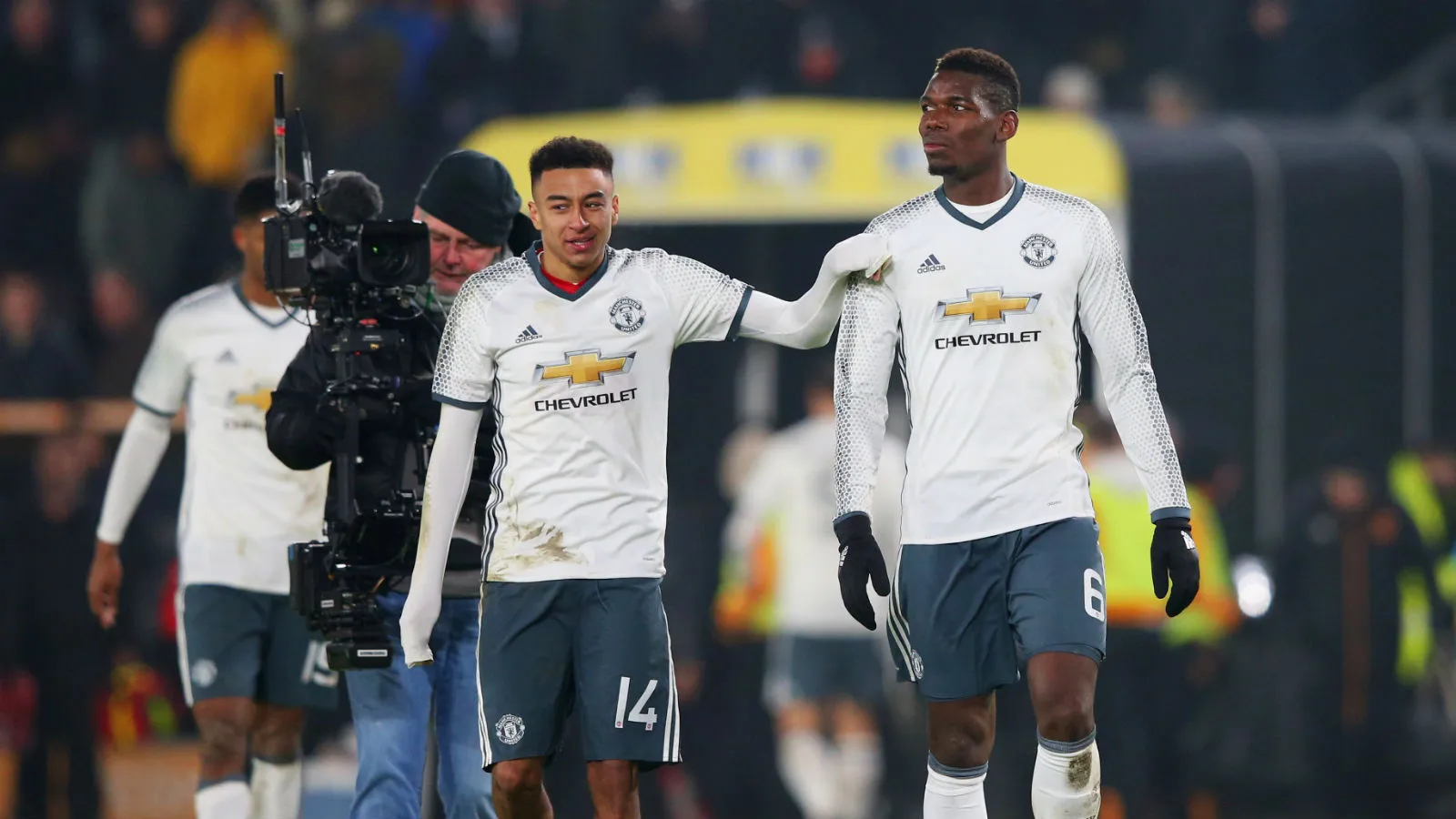 O Hull City at&eacute; amea&ccedil;ou, mas o United estar&aacute; mesmo na final da Copa da Liga