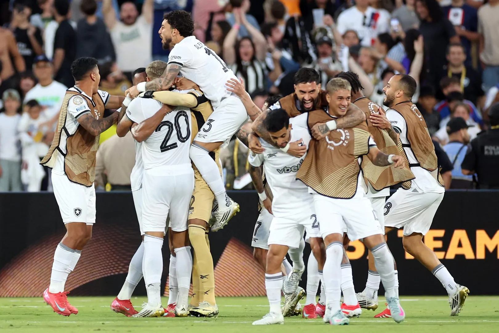 Botafogo venceu o PSG Foto: (Vitor Silva/Botafogo)