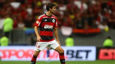 Rodrigo Caio revela rusga com Sampaoli no Flamengo: &lsquo;Independentemente do que eu fizesse, n&atilde;o ia jogar&rsquo;