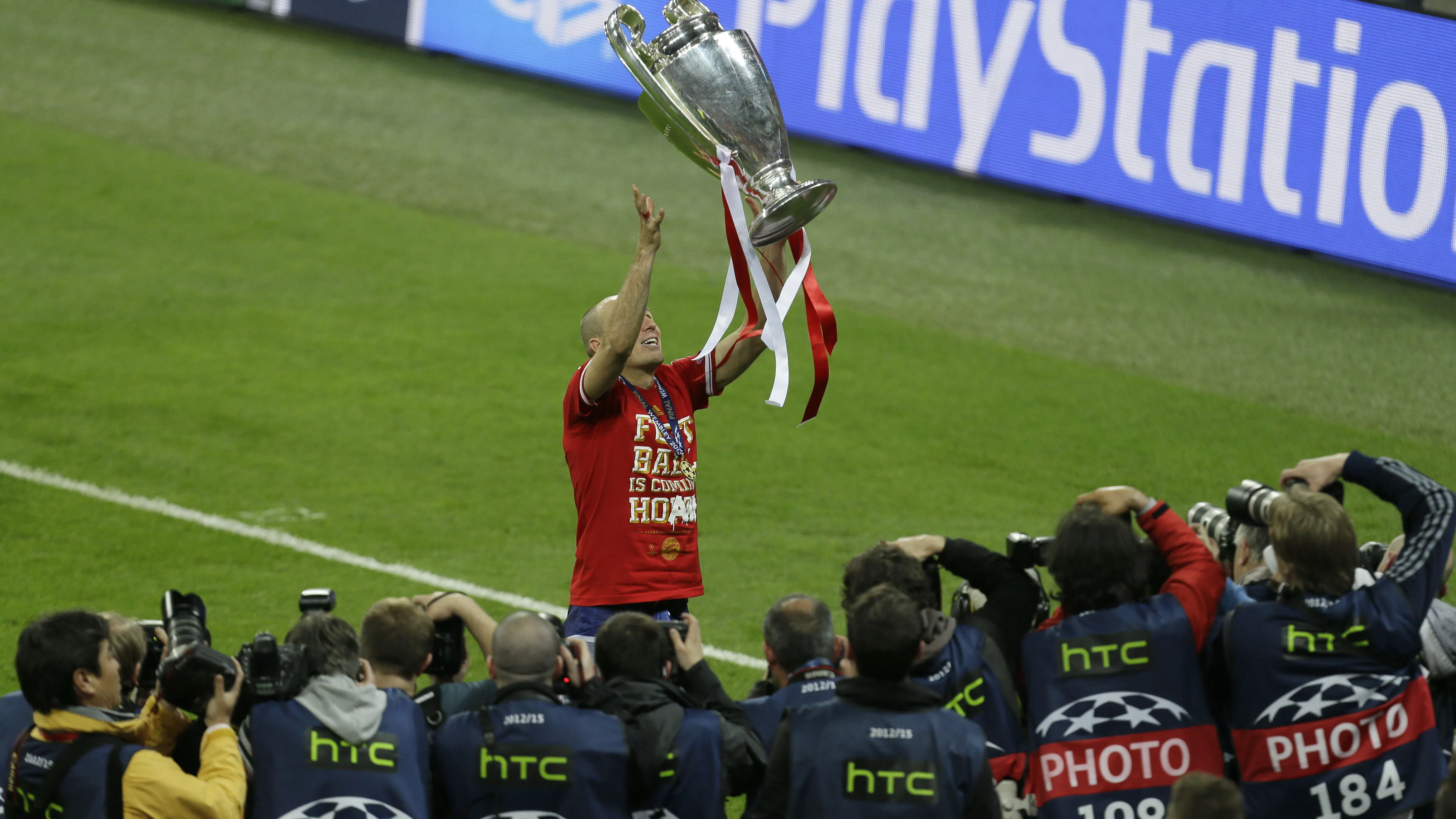 A Liga dos Campe&otilde;es &eacute; um dos produtos mais cobi&ccedil;ados pelas emissoras (Foto: AP)