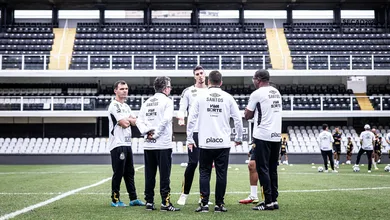 Ingresso caro e instabilidade do Santos n&atilde;o animam torcida para duelo com Inter na Vila