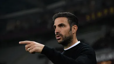 F&agrave;bregas surpreende ao apontar time mais forte que enfrentou