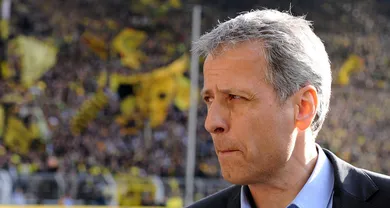 Dortmund busca em Lucien Favre um t&eacute;cnico para retomar seu estilo de velocidade e contra-ataques