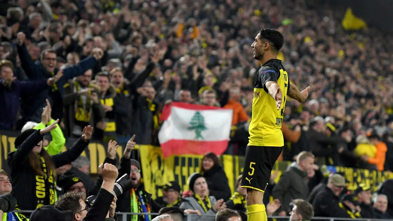 Prefeito de Dortmund faz apelo aos torcedores: &ldquo;N&atilde;o se re&uacute;nam para ver o cl&aacute;ssico&rdquo;