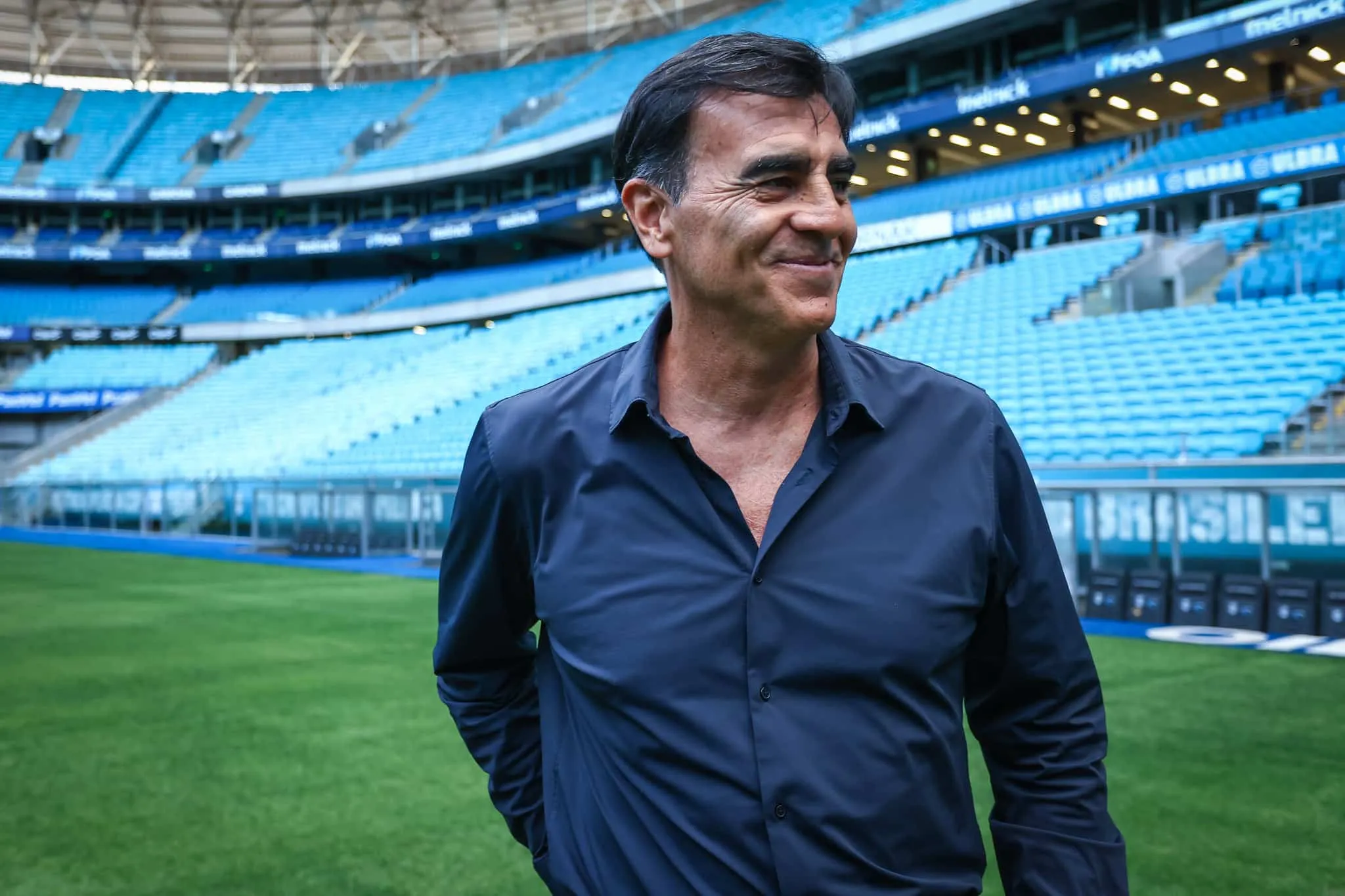 Gr&ecirc;mio fecha com refor&ccedil;os, mas segue sem atender pedido mais urgente de Quinteros