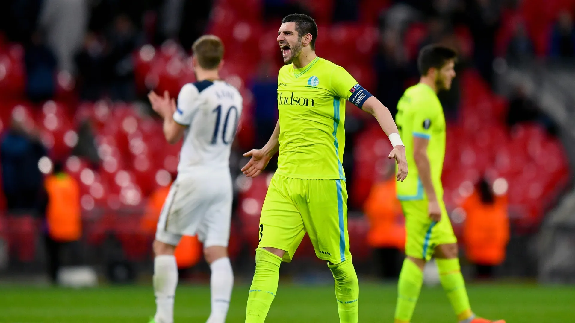 Tottenham teve ra&ccedil;a, mas emp&aacute;fia do primeiro jogo fez o time cair diante de um bravo Gent
