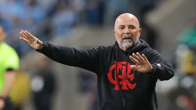 Flamengo: Sampaoli testar&aacute; 32&ordf; escala&ccedil;&atilde;o diferente para &lsquo;decis&atilde;o&rsquo; contra Gr&ecirc;mio