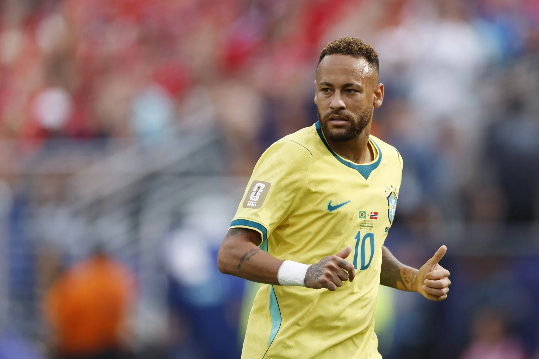Neymar em Brasil x Noruega na Copa do Mundo