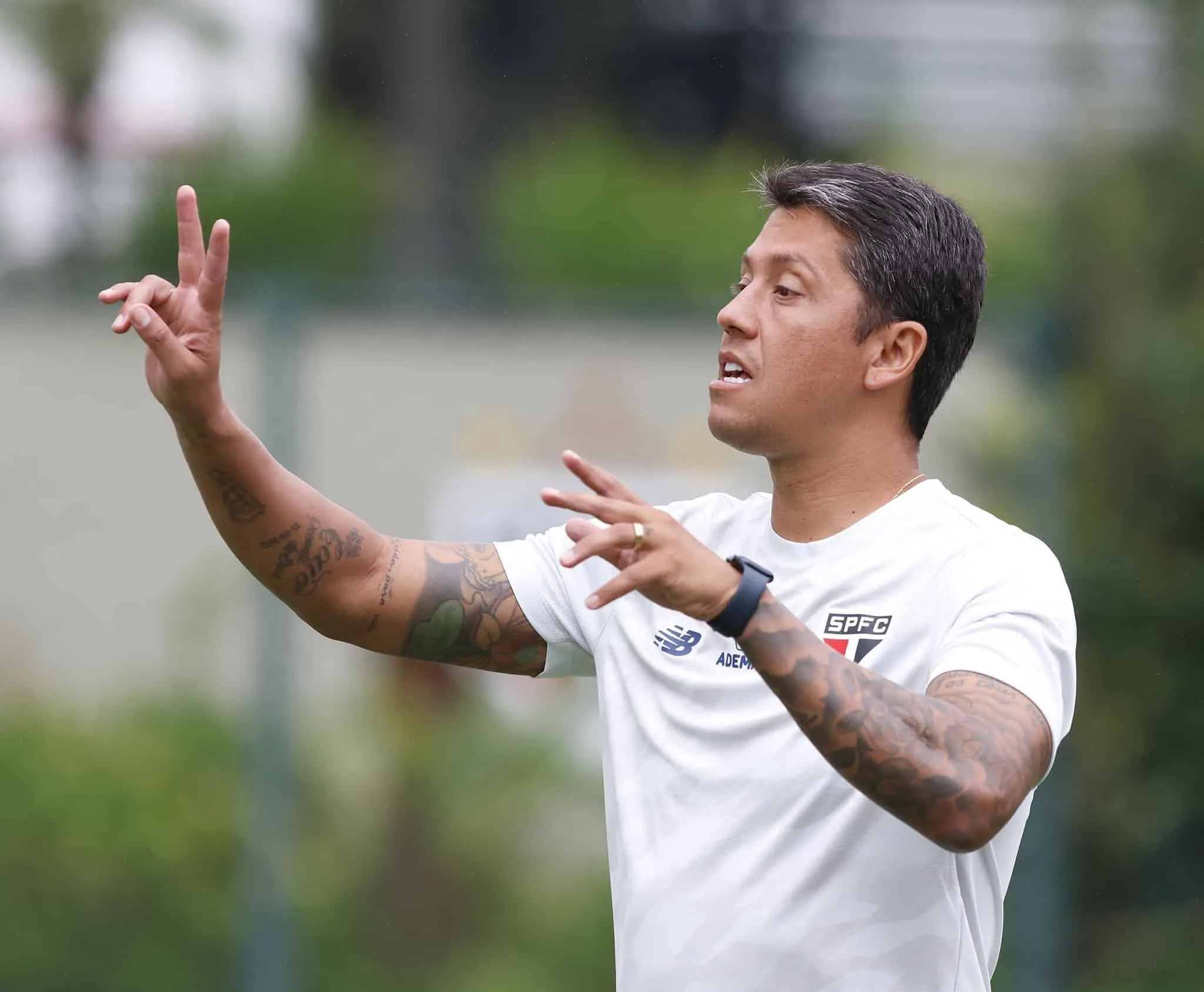 Carpini pede solu&ccedil;&atilde;o para antiga car&ecirc;ncia do elenco e quer mais dois refor&ccedil;os para&nbsp;o&nbsp;S&atilde;o&nbsp;Paulo