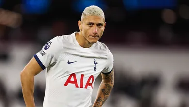 Concorr&ecirc;ncia para Richarlison: Tottenham busca atacante que Klopp n&atilde;o conseguiu &lsquo;salvar&rsquo;