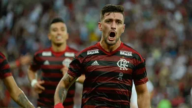Na decis&atilde;o da Ta&ccedil;a Rio, Arrascaeta decide para o Flamengo e mant&eacute;m tabu sobre o Vasco