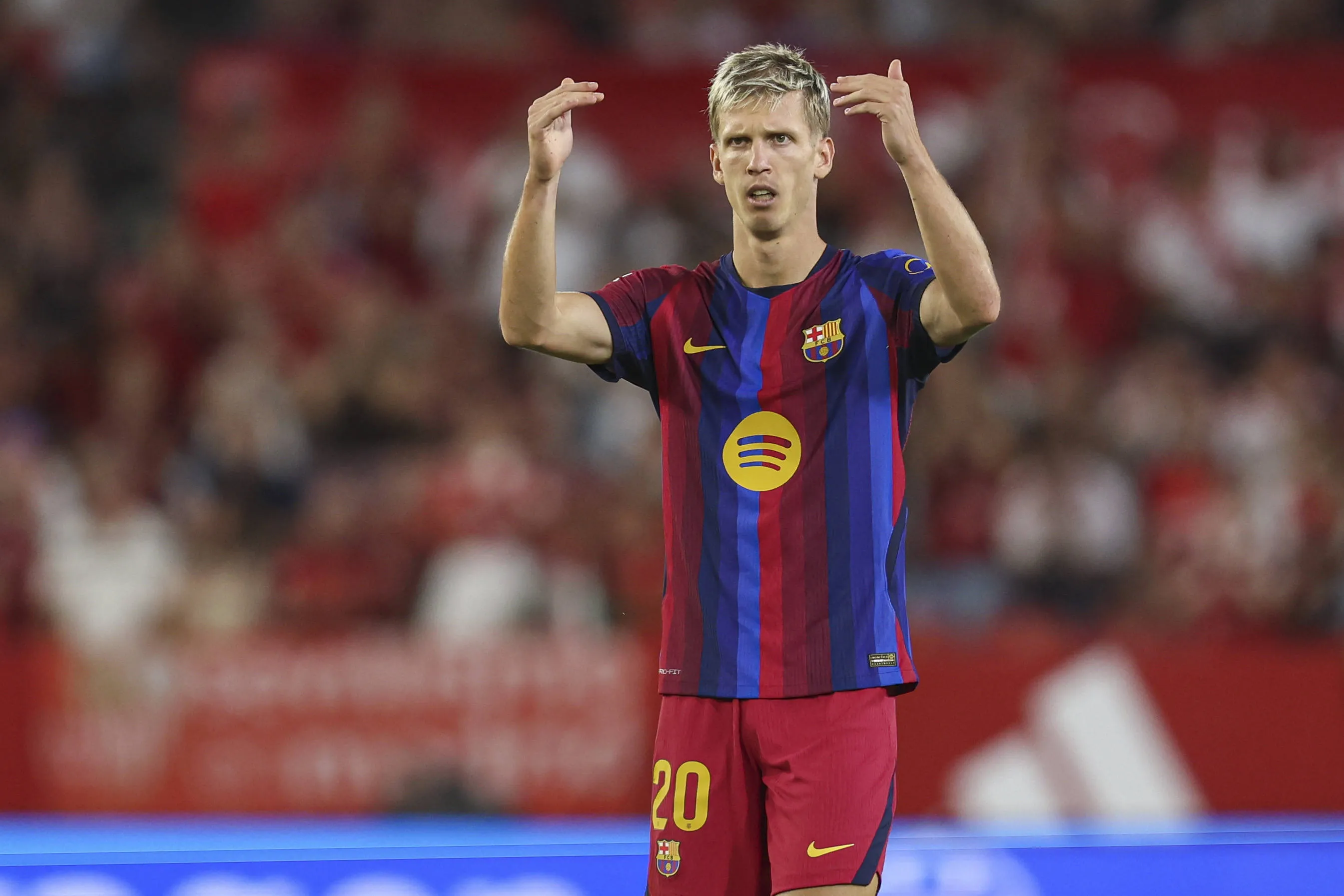 Dani Olmo em a&ccedil;&atilde;o pelo Barcelona
