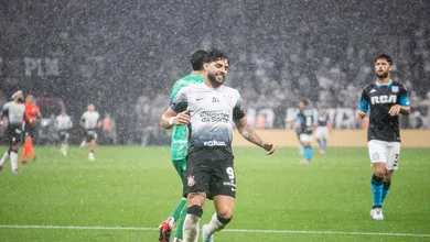 Corinthians trope&ccedil;a em erros repetidos e v&ecirc; cen&aacute;rio ca&oacute;tico cada vez mais pr&oacute;ximo