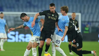 Lazio e Napoli protagonizam empate pragm&aacute;tico na Serie A ap&oacute;s tentativas de gola&ccedil;os falharem por detalhes